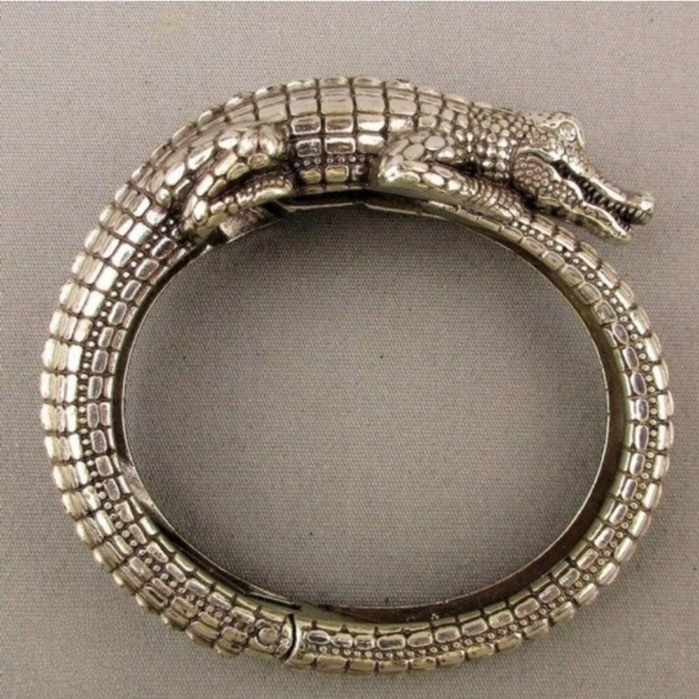 Brighton Later Gator Swarovski Crystal Silver Alligator Hinged Bangle Bracelet - Picture 3 of 16